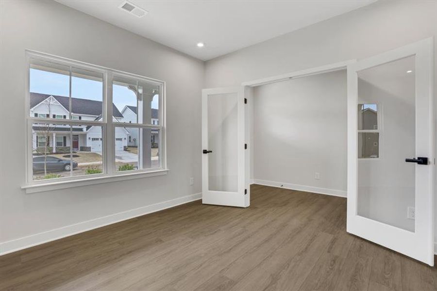 Spacious, unfurnished interior of a new home in Crystal Falls, Dawsonville (Image 18).