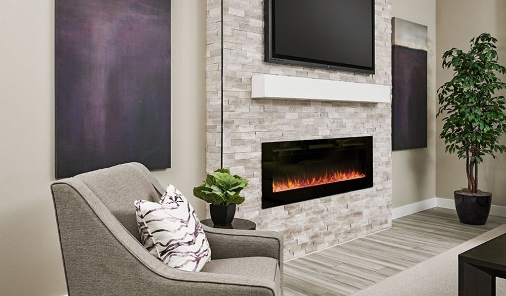 Daniel-W21D-TrailCrest Family Detail (Standard Series)