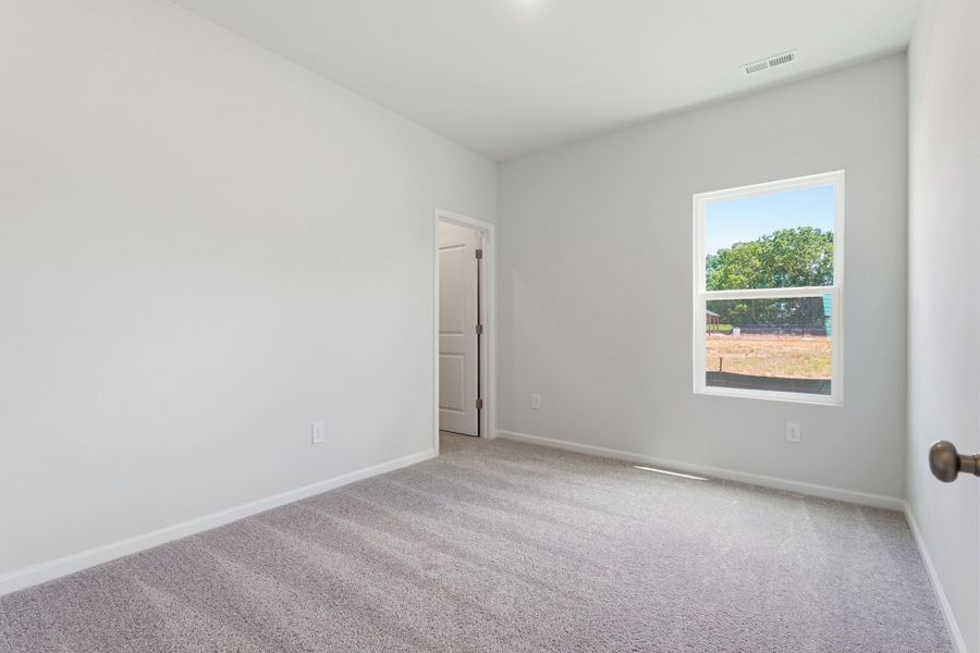 Spacious, unfurnished interior of a new home in Willowbrook, Shelby (Image 23). Spacious, unfurnished interior of a new home in Willowbrook, Shelby (Image 23).