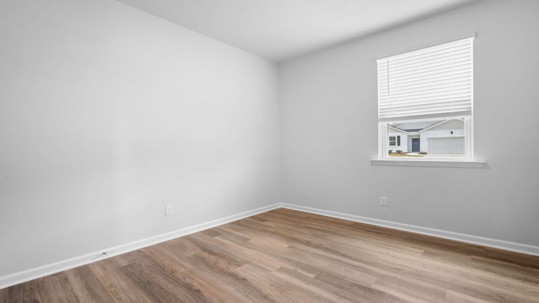 Spacious, unfurnished interior of a new home in Fernhill Farms, Statesboro (Image 33).