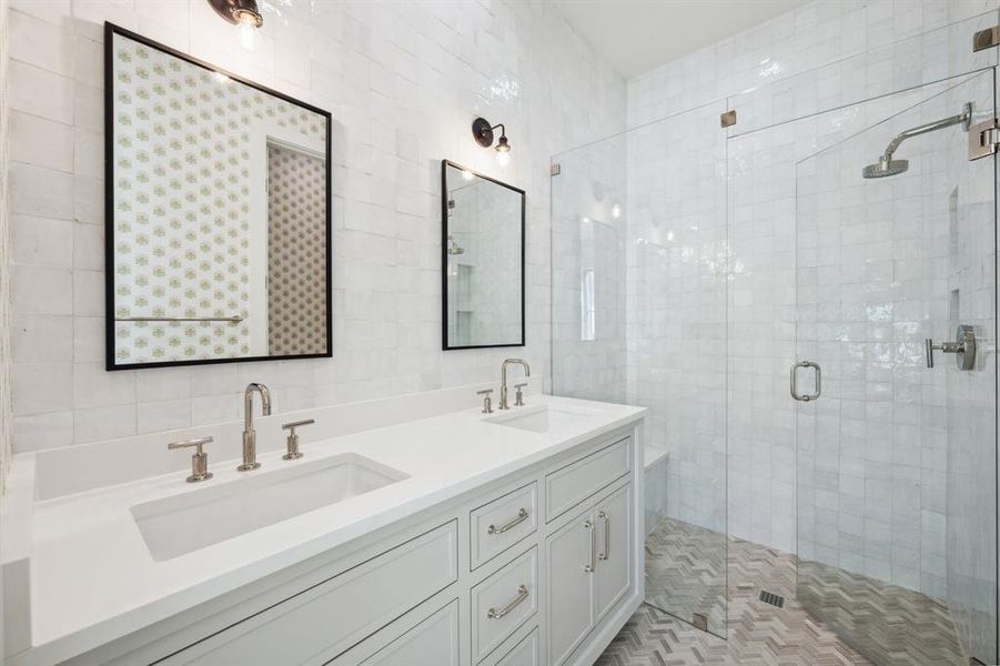 Furnished interior view inside a new home in , Malakoff (Image 38). Furnished interior view inside a new home in , Malakoff (Image 38).