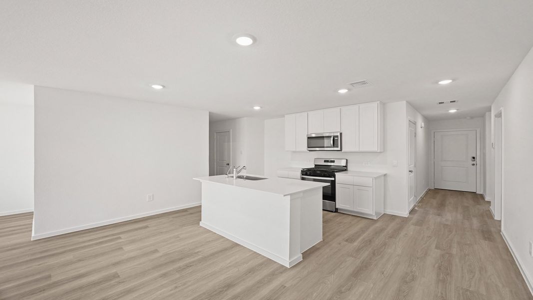 Representative furnished interior of a home built from the Anderson by D.R. Horton in Lexington Heights, Willis (Image 6). Representative furnished interior of a home built from the Anderson by D.R. Horton in Lexington Heights, Willis (Image 6).