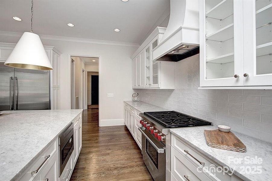 Example of Halley Douglas craftmanship