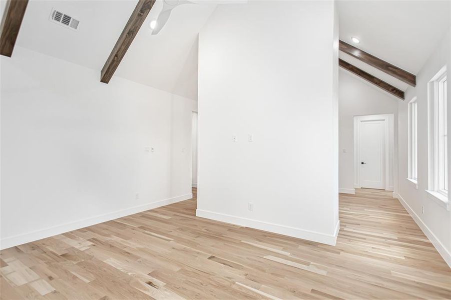 Spacious, unfurnished interior of a new home in , Dallas (Image 35). Spacious, unfurnished interior of a new home in , Dallas (Image 35).