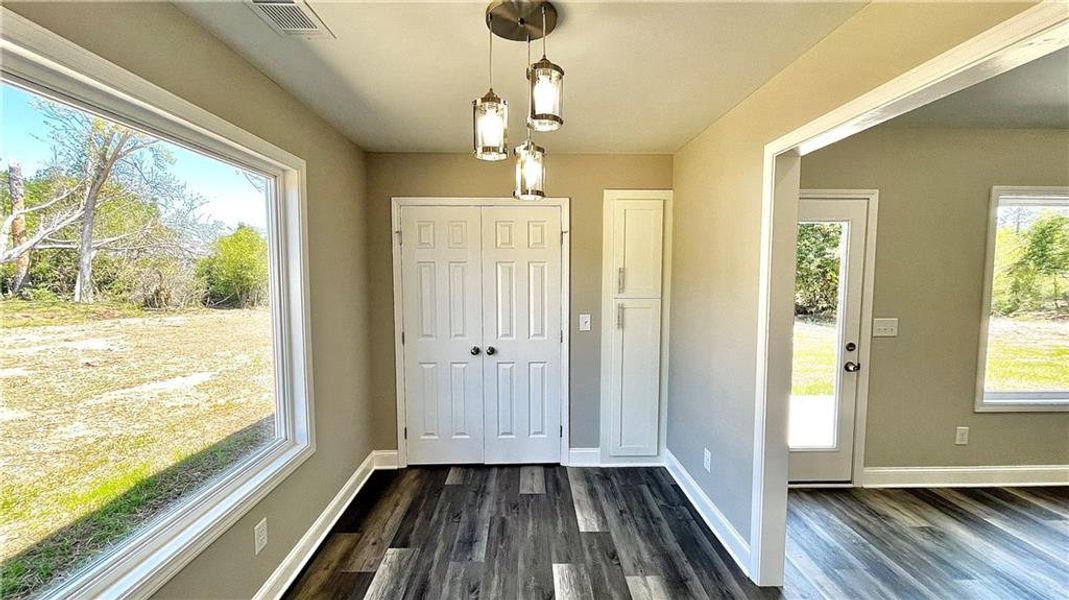 Spacious, unfurnished interior of a new home in , Griffin (Image 23).