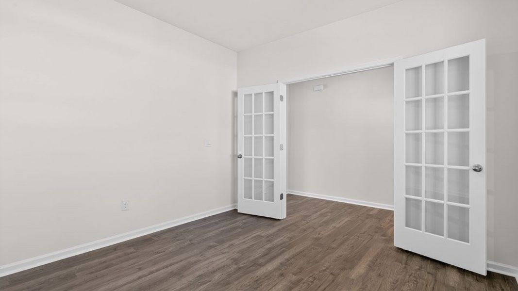 Spacious, unfurnished interior of a new home in Martin Farms, Aberdeen (Image 13).