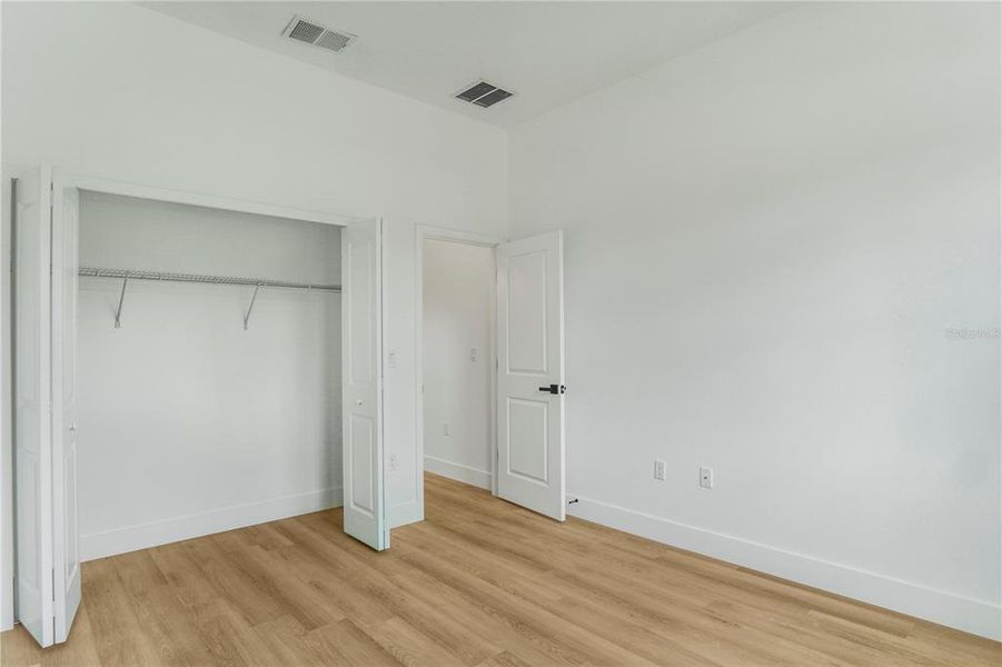 Spacious, unfurnished interior of a new home in , Dunnellon (Image 21). Spacious, unfurnished interior of a new home in , Dunnellon (Image 21).