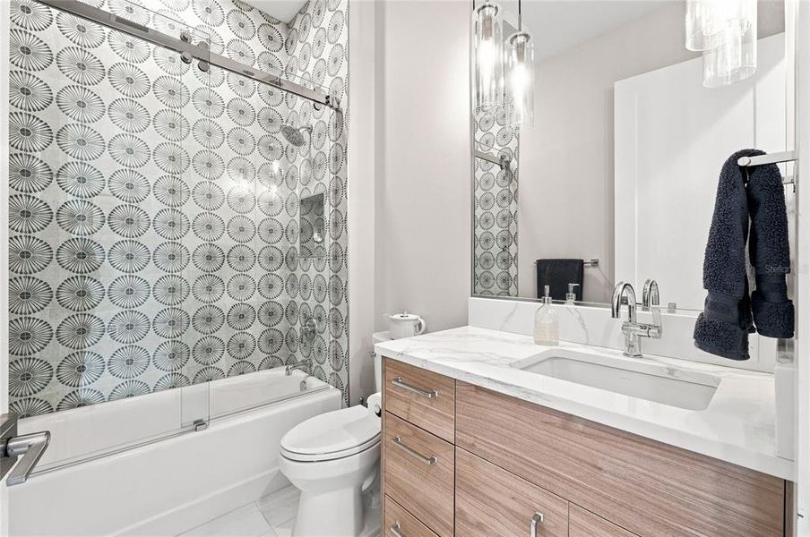 Furnished interior view inside a new home in , Winter Haven (Image 16).