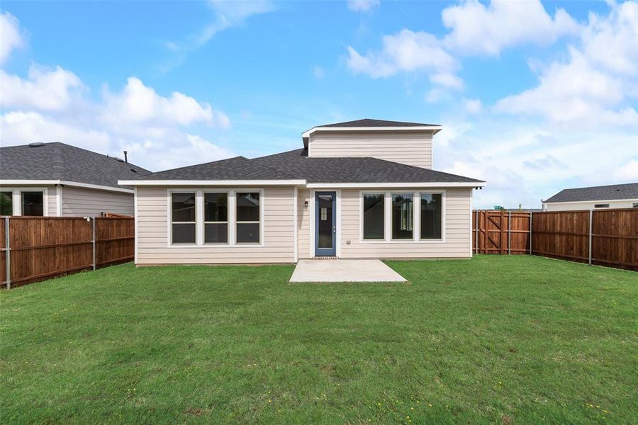 Front exterior of a new home in Creekside of Crowley, Crowley, TX, highlighting curb appeal (Image 17). Front exterior of a new home in Creekside of Crowley, Crowley, TX, highlighting curb appeal (Image 17).