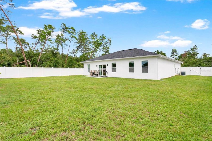 Exterior details and patio area of a home in , Ocala (Image 22).