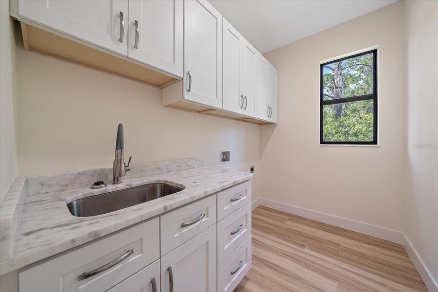 Close-up of interior finishes inside a home in , North Port (Image 15). Close-up of interior finishes inside a home in , North Port (Image 15).