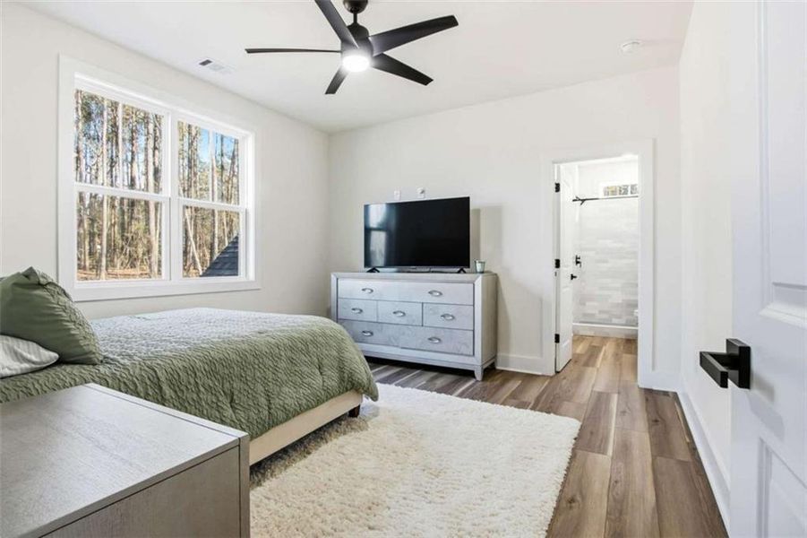 Furnished interior view inside a new home in , Winston (Image 52).