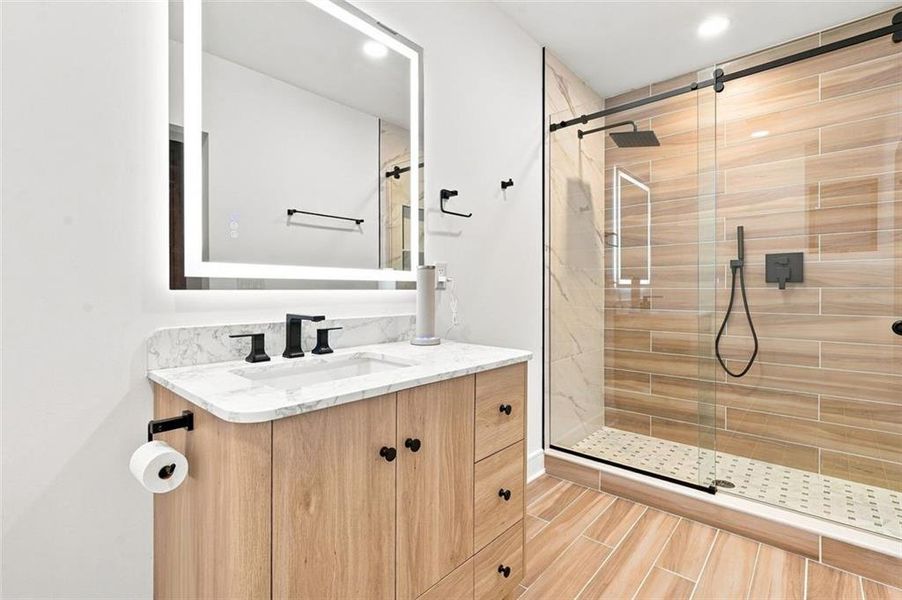 Furnished interior view inside a new home in , Atlanta (Image 34).