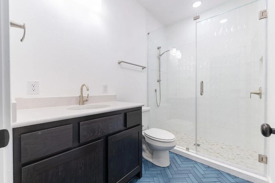 Lynmar II E Bedroom 4