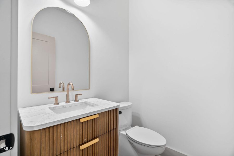 57-web-or-mls-165-nashua-dr 57-web-or-mls-165-nashua-dr