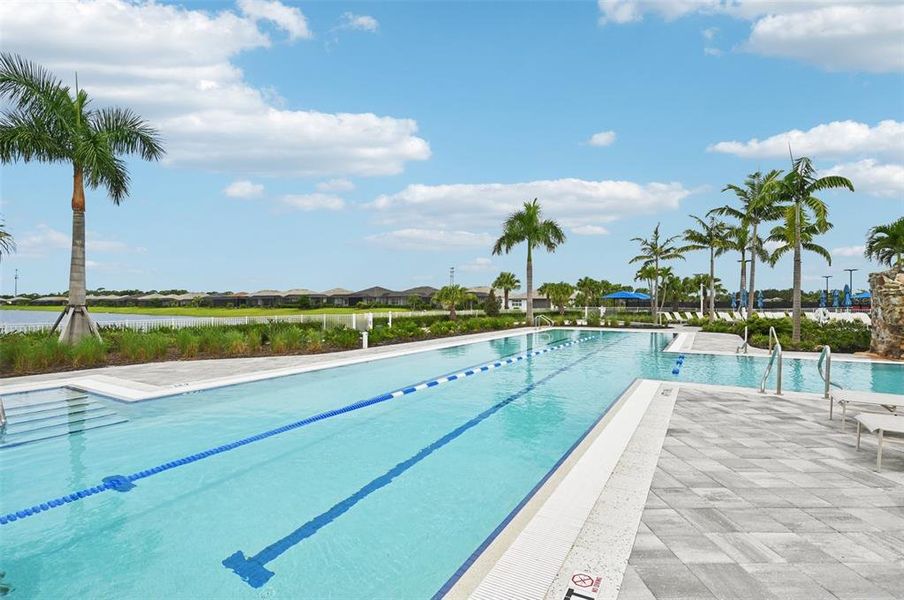 Community amenities in , Englewood (Image 31).