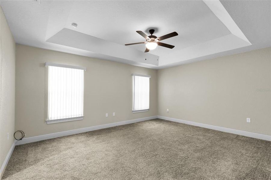 Spacious, unfurnished interior of a new home in , Ocala (Image 19).
