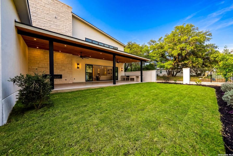 Exterior details and patio area of a home in , San Antonio (Image 3).