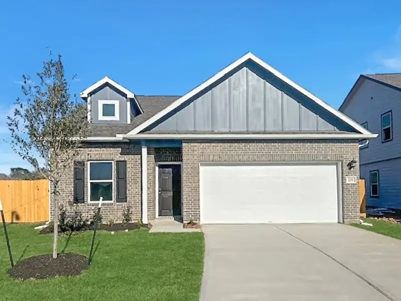 The Oakshire II- Elevation H The Oakshire II- Elevation H