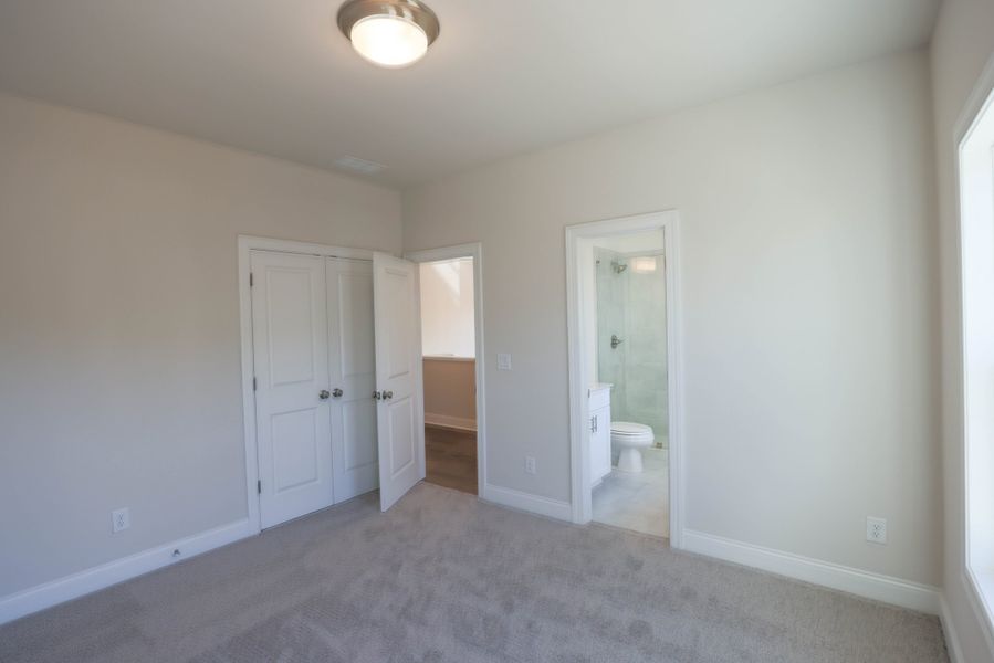 Representative unfurnished interior of a home built from the The Bennett by The Providence Group in Aberdeen, Hoschton (Image 33).