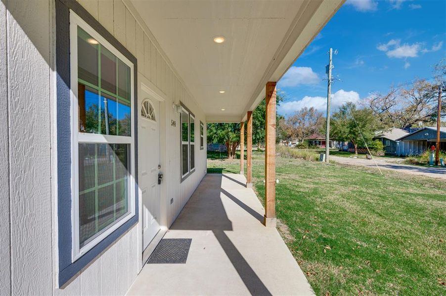 Exterior details and patio area of a home in , Cooper (Image 18).