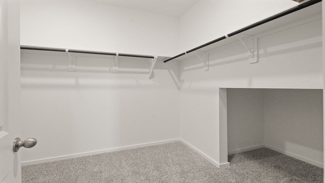 Spacious, unfurnished interior of a new home in Cypress Green, Tomball (Image 19).