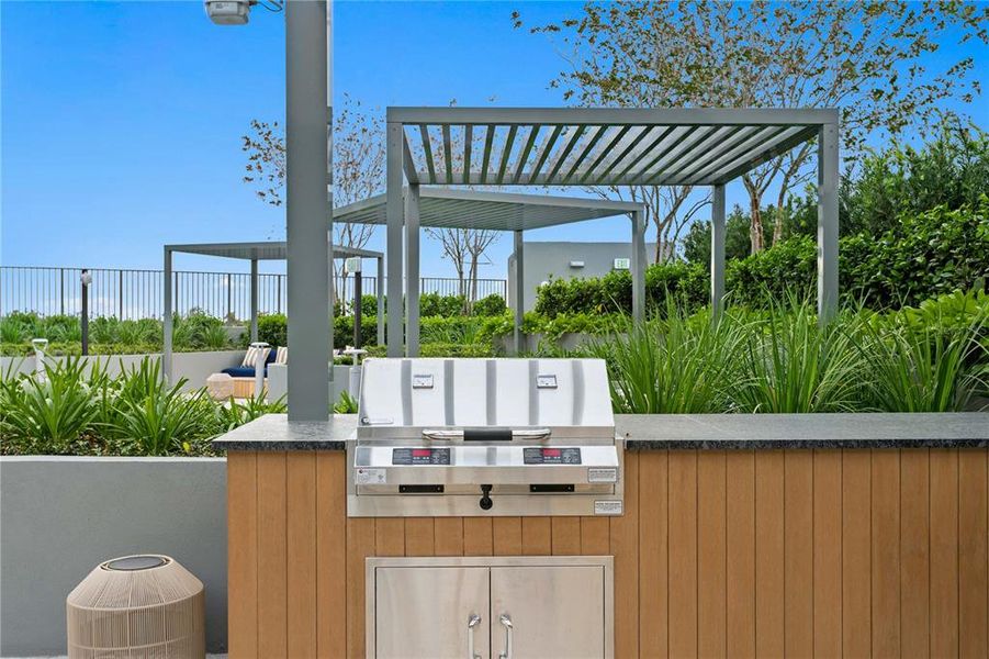 Exterior details and patio area of a home in , Tampa (Image 31).