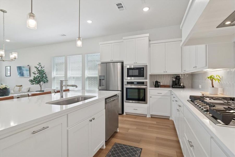 Furnished interior view inside a new home in Painted Tree - South, McKinney (Image 25). Furnished interior view inside a new home in Painted Tree - South, McKinney (Image 25).