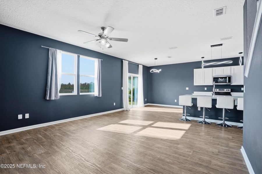 Spacious, unfurnished interior of a new home in Sawmill Branch Express, Palm Coast (Image 19). Spacious, unfurnished interior of a new home in Sawmill Branch Express, Palm Coast (Image 19).