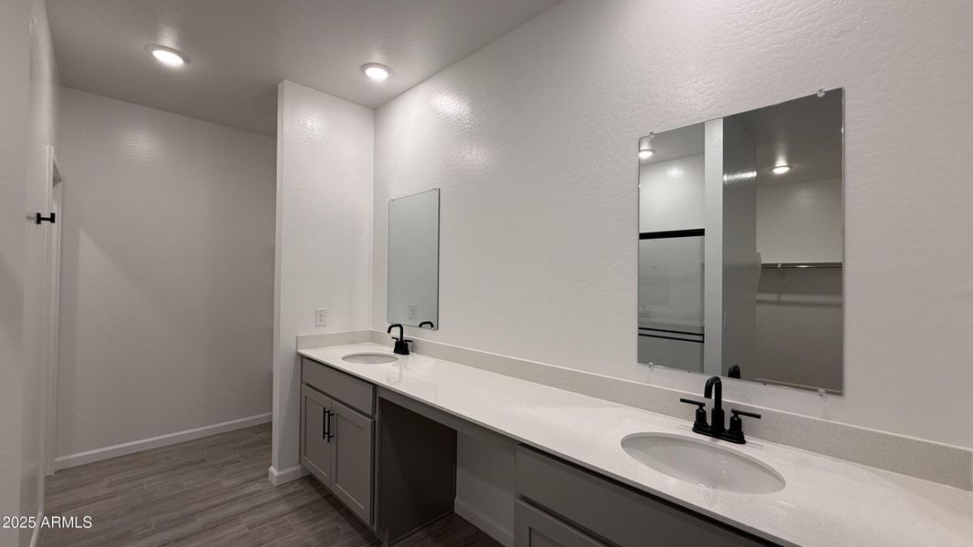 015 - Primary Bathroom 015 - Primary Bathroom