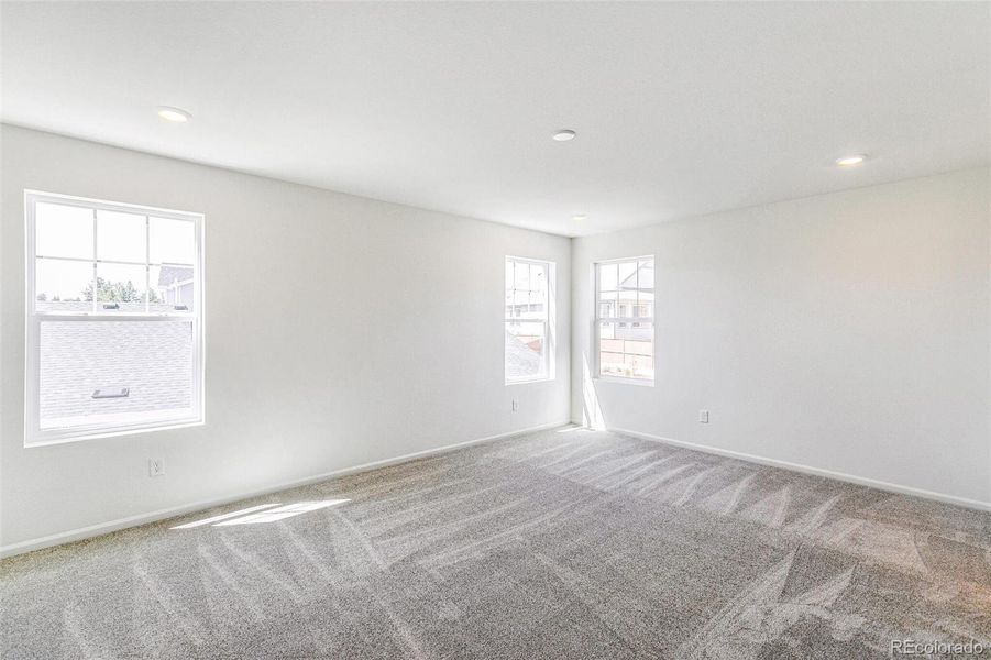 Spacious, unfurnished interior of a new home in Terrain Oak Valley, Castle Rock (Image 34).