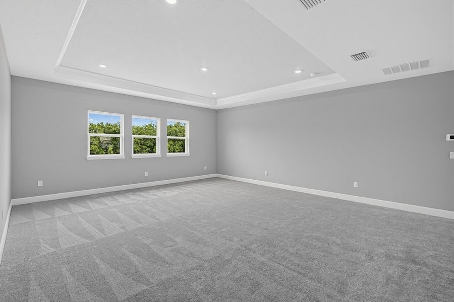 Spacious, unfurnished interior of a new home in Victoria Lakes, Odessa (Image 20).