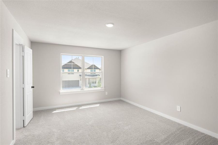 Spacious, unfurnished interior of a new home in Country Hollow Sales Phase 1, Aledo (Image 19). Spacious, unfurnished interior of a new home in Country Hollow Sales Phase 1, Aledo (Image 19).