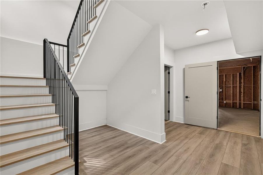 Spacious, unfurnished interior of a new home in , Atlanta (Image 26).