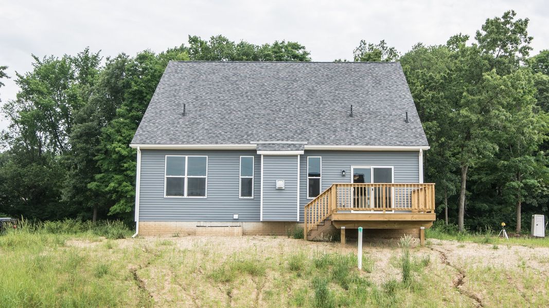 Representative exterior details of a home built from the The Abington by Norfolk Homes in Valleys, Jackson (Image 40).