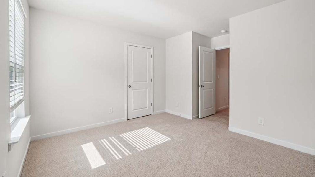 Spacious, unfurnished interior of a new home in Providence Walk, Hendersonville (Image 23).