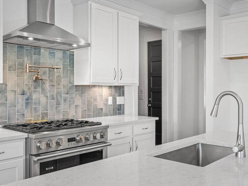 Furnished interior view inside a new home in Shelton Square, Murfreesboro (Image 9).