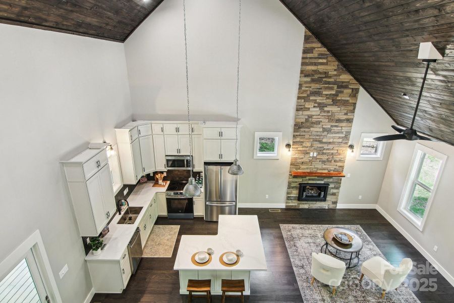 Image 36 of a home in .