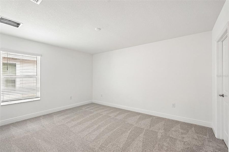 Spacious, unfurnished interior of a new home in SeaFlower, Bradenton (Image 30). Spacious, unfurnished interior of a new home in SeaFlower, Bradenton (Image 30).