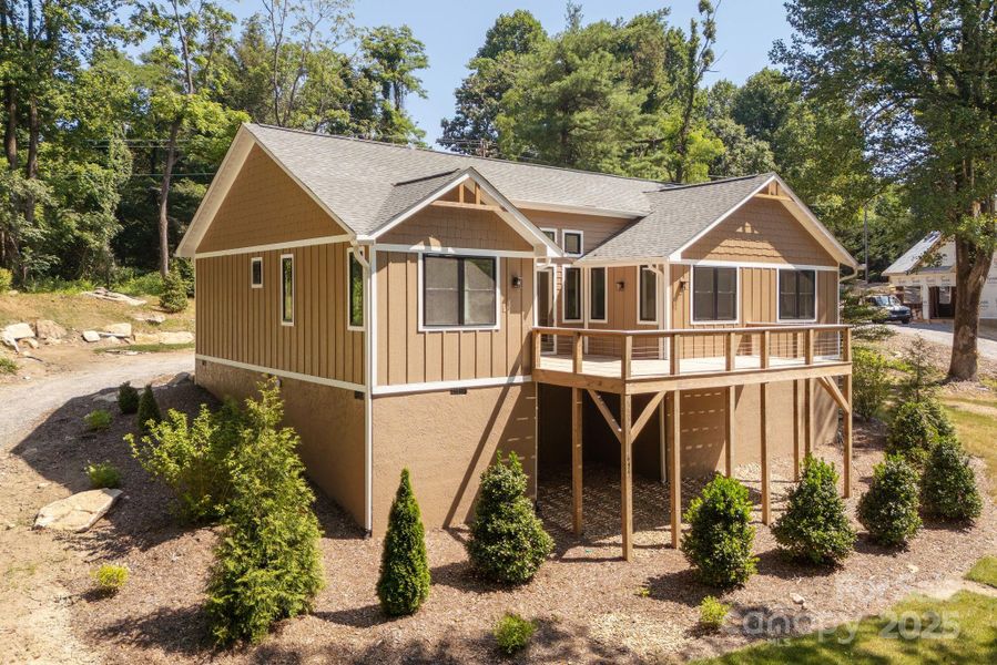 Exterior details and patio area of a home in , Flat Rock (Image 21).