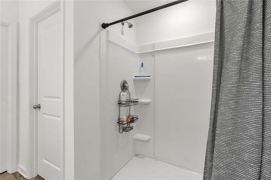Close-up of interior finishes inside a home in Alder Park, Conyers (Image 23).