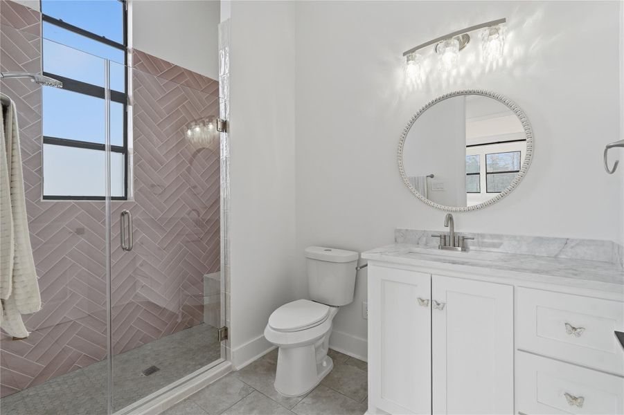 Furnished interior view inside a new home in , Willis (Image 31).