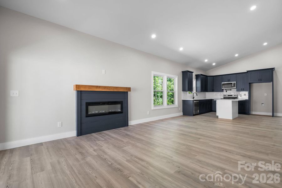 Spacious, unfurnished interior of a new home in , Lenoir (Image 11).
