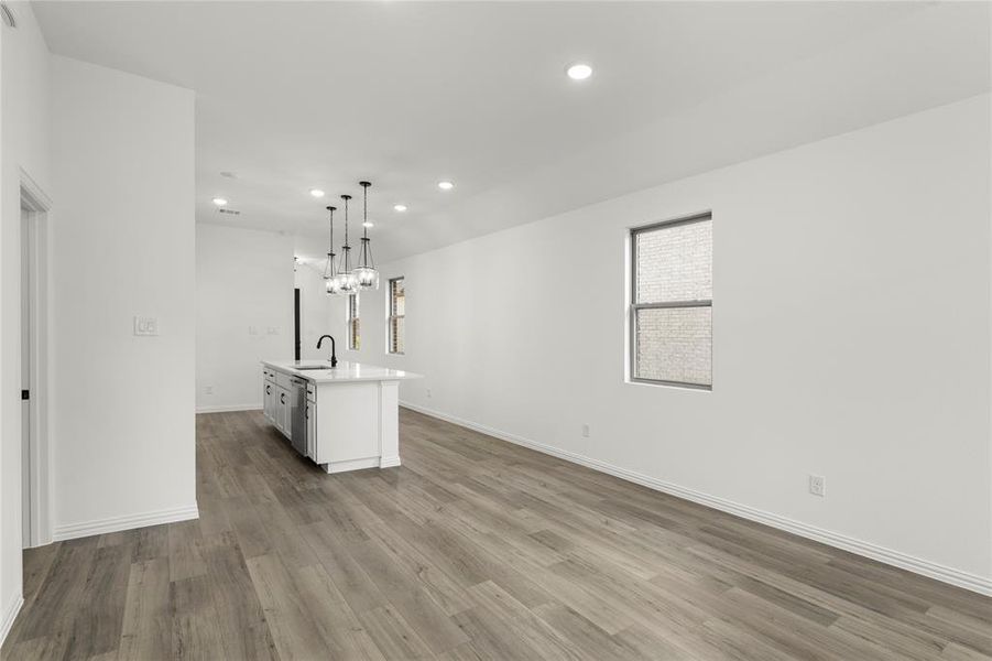 13. 14119 Gallatin - Dining (3)