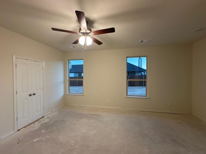 Image 9 of a home in Covenant Park. Image 9 of a home in Covenant Park.