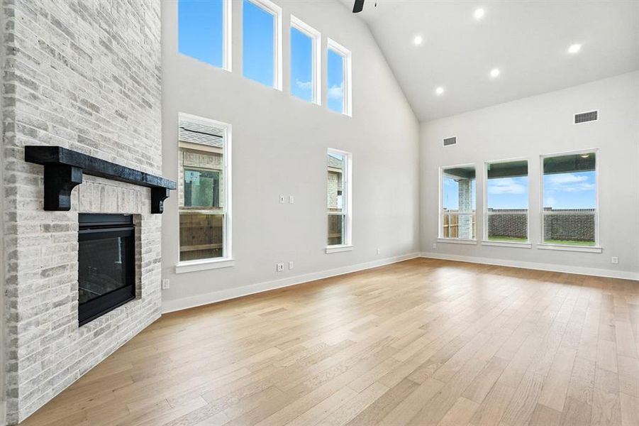 Spacious, unfurnished interior of a new home in Sonoma Verde: 60ft. lots, McLendon-Chisholm (Image 16). Spacious, unfurnished interior of a new home in Sonoma Verde: 60ft. lots, McLendon-Chisholm (Image 16).