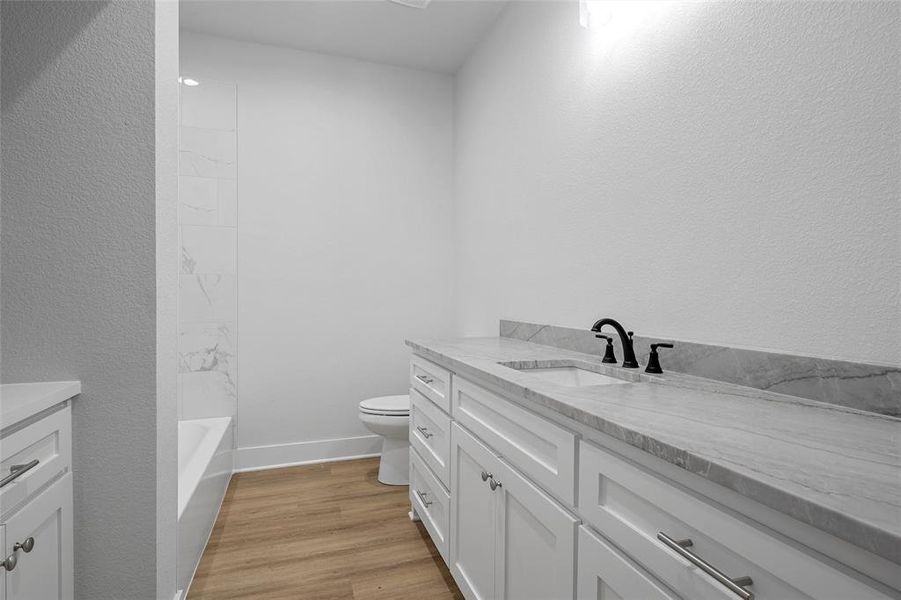 Furnished interior view inside a new home in , Bellmead (Image 11).