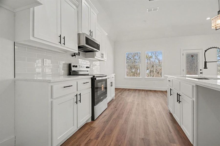 Furnished interior view inside a new home in , Greenville (Image 5).