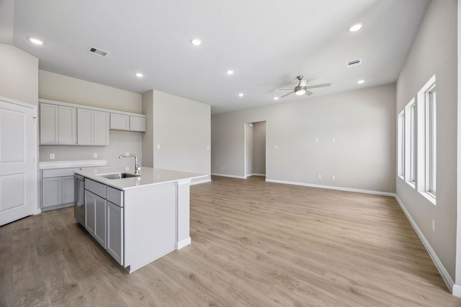 Spacious, unfurnished interior of a new home in Riviera Pines, Huffman (Image 24). Spacious, unfurnished interior of a new home in Riviera Pines, Huffman (Image 24).