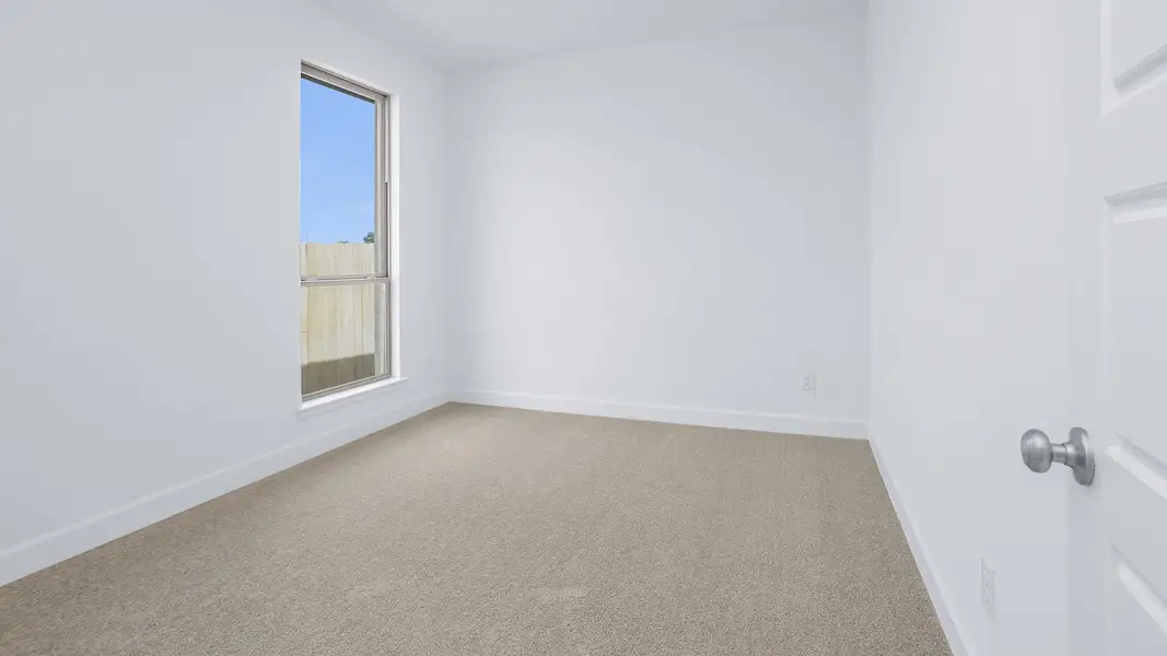 Spacious, unfurnished interior of a new home in Everly, Hockley (Image 12).